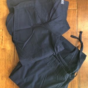 Butter soft size small scrub set